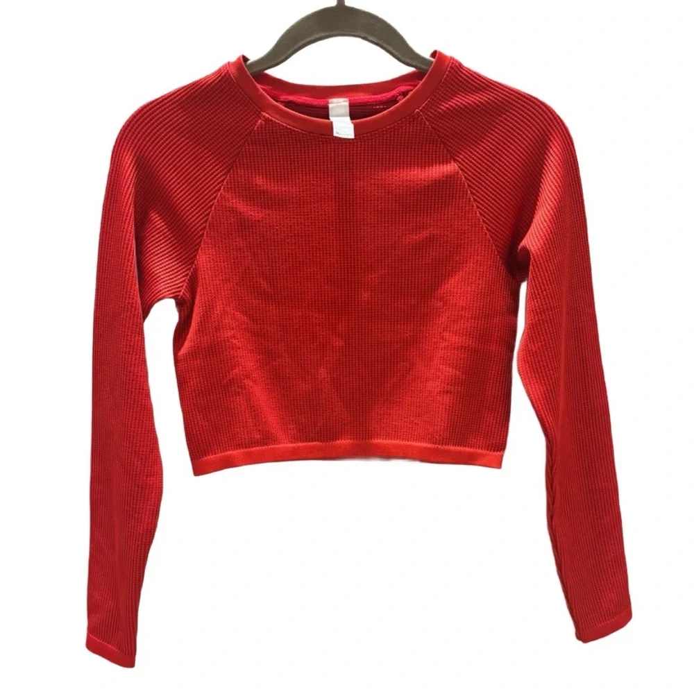 Aerie Offline NWT red long sleeve crop top, size Medium - Picture 1 of 7